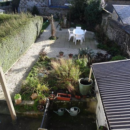 Charming French Cottage-Gite In The Heart Of Quiet Gorron 外观 照片